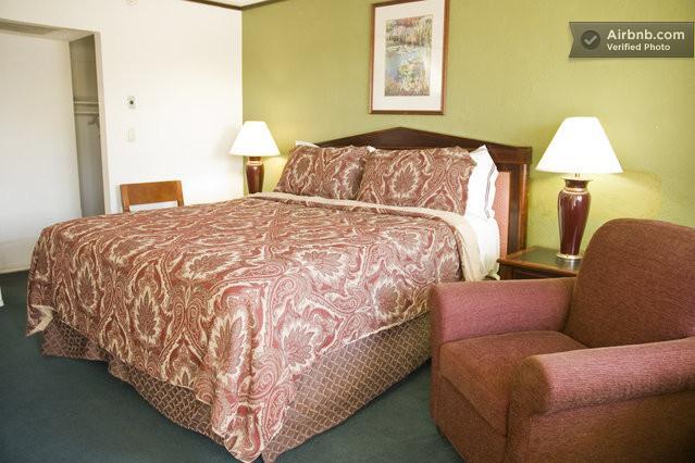 Holiday Motel - Фресно Екстер'єр фото