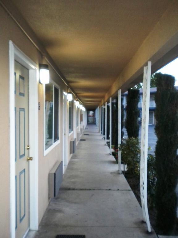 Holiday Motel - Фресно Екстер'єр фото